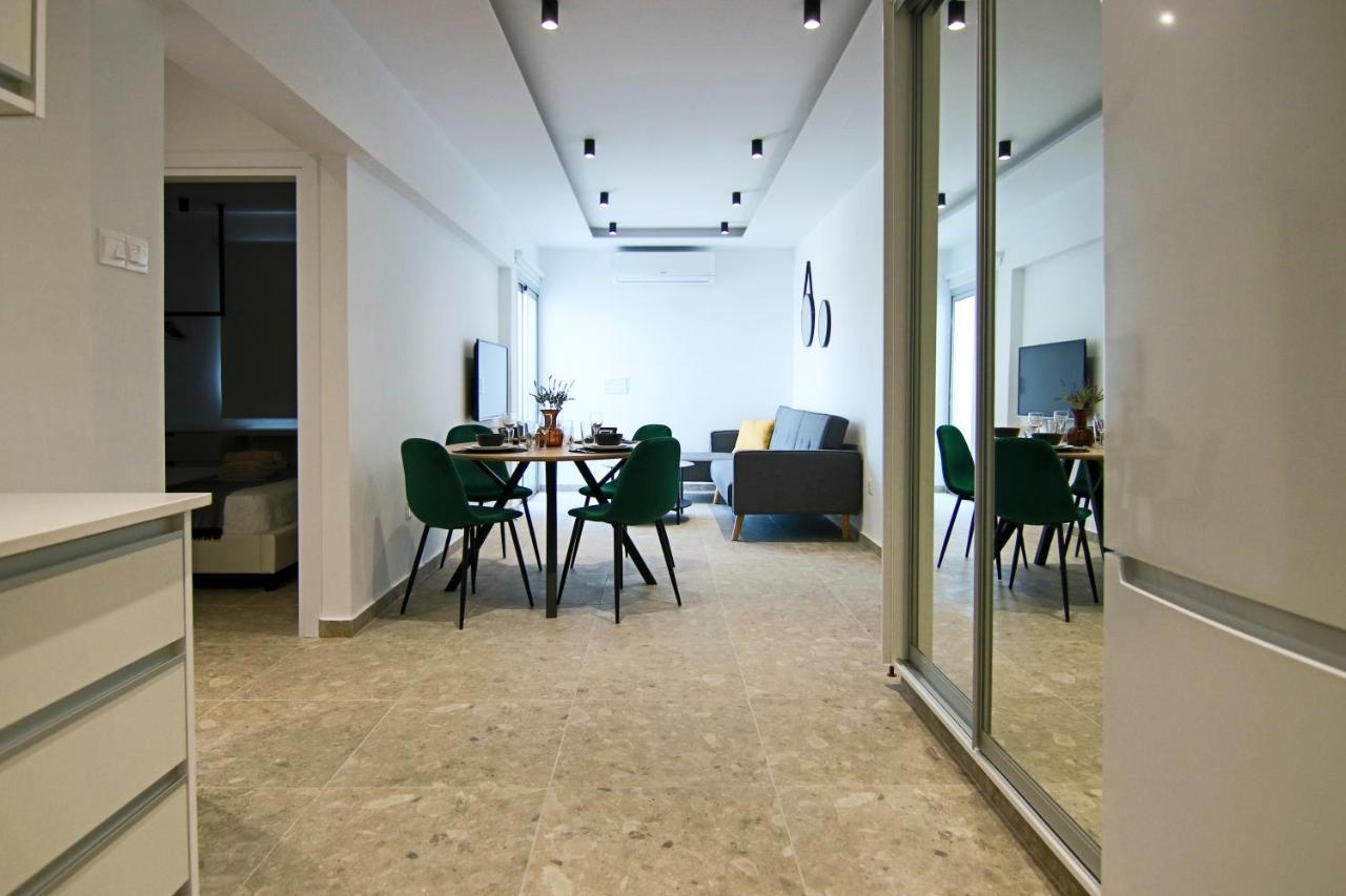 Апартаменты Phaedrus Living: Seaside Luxury Flat Lighthouse 69 Пафос Экстерьер фото