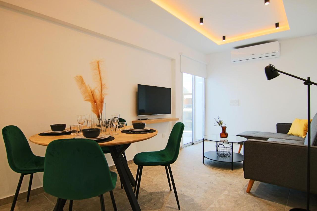 Апартаменты Phaedrus Living: Seaside Luxury Flat Lighthouse 69 Пафос Экстерьер фото